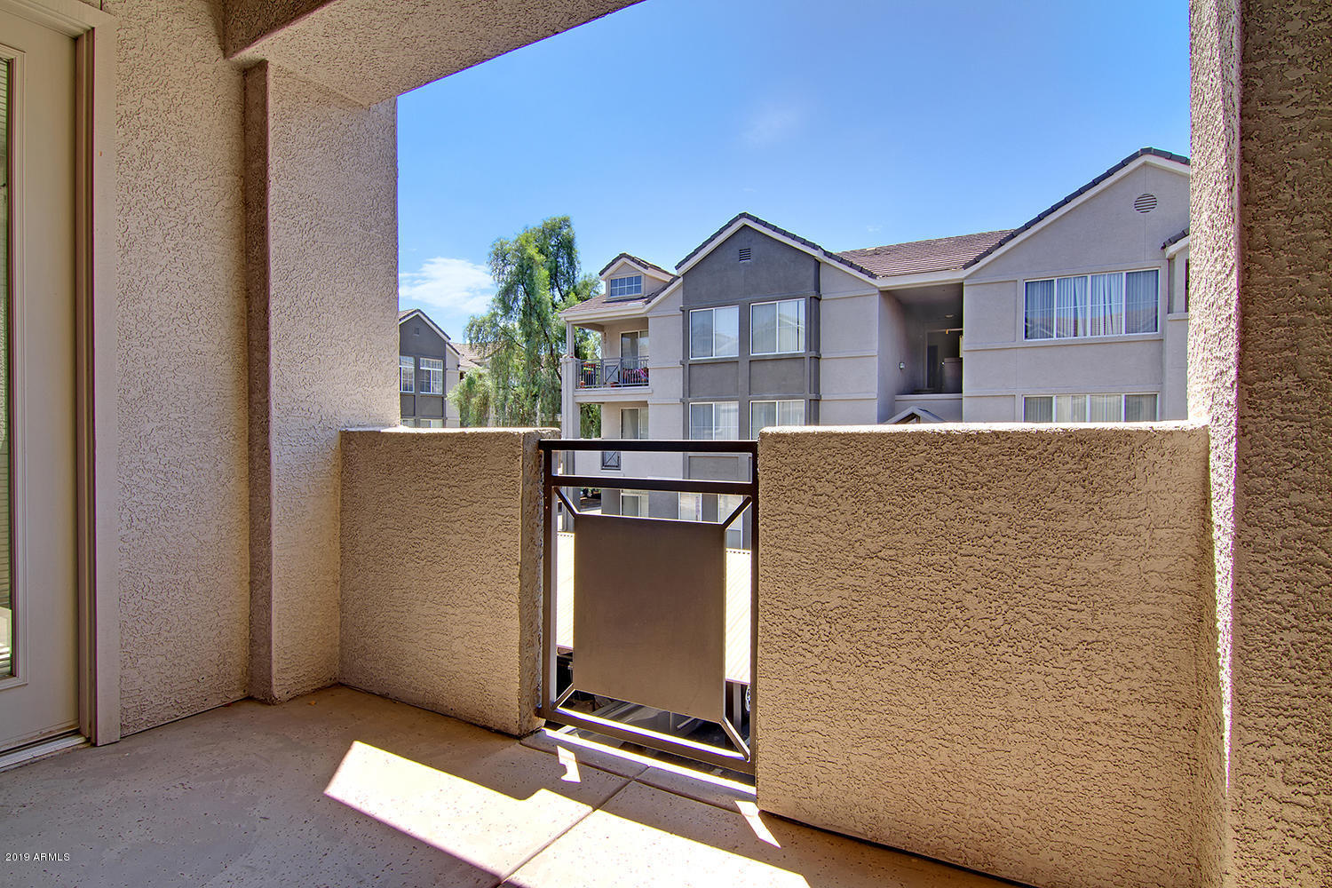 911 East Camelback Road, Unit 2029 Phoenix, AZ 85014 - Photo 18 of 30 911 E Camelback Rd Unit 2029-large-014-0