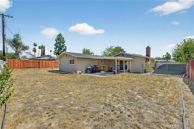 $575,000 | 1427 Laramie Avenue, Redlands, CA 92374