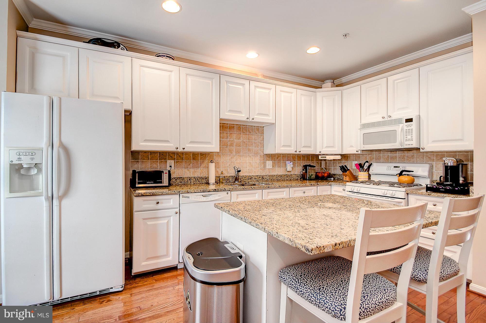 2086 Clipper Park Road Baltimore, MD 21211 - Photo 2 of 30 Kitchen
