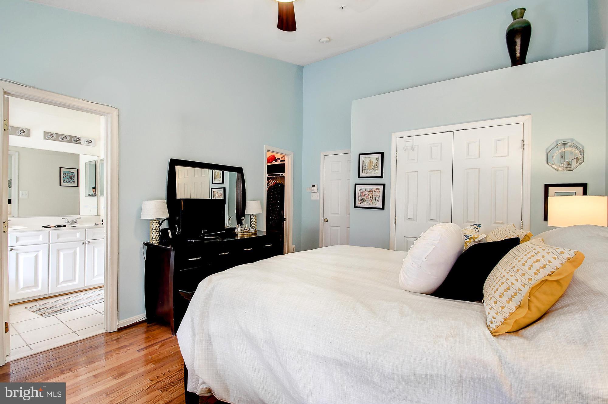 2086 Clipper Park Road Baltimore, MD 21211 - Photo 13 of 30 Bedroom (Master)