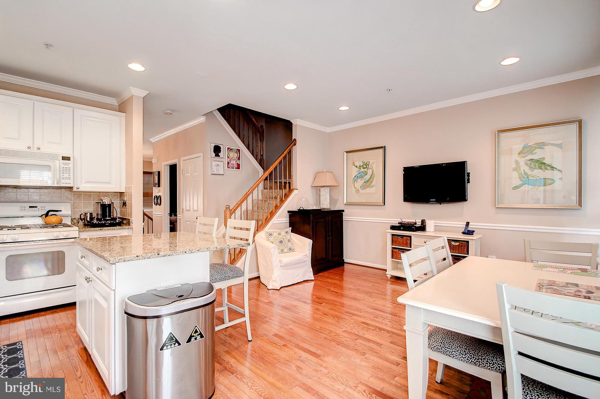 2086 Clipper Park Road Baltimore, MD 21211 - Photo 7 of 30 Kitchen