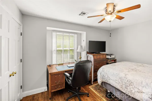 $425,000 | 7340 Lakefront Drive, Unit 11, Charlotte, NC 28278
