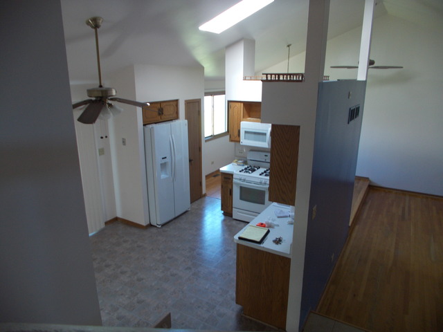 6200 Marsh Lane Matteson, IL 60443 - Photo 5 of 23 a view of living room with furniture and a ceiling fan