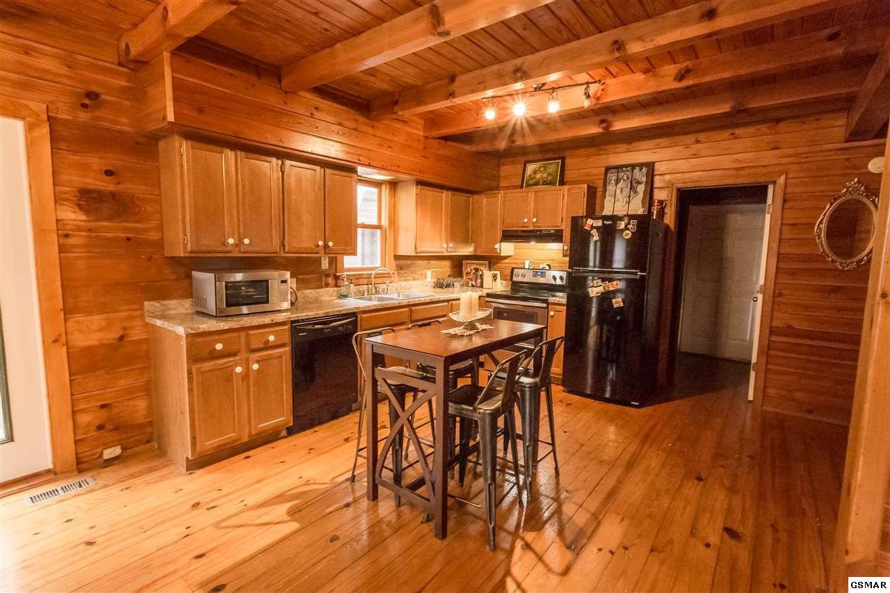 4164 Wears Valley Road Sevierville, TN 37862 - Photo 7 of 36