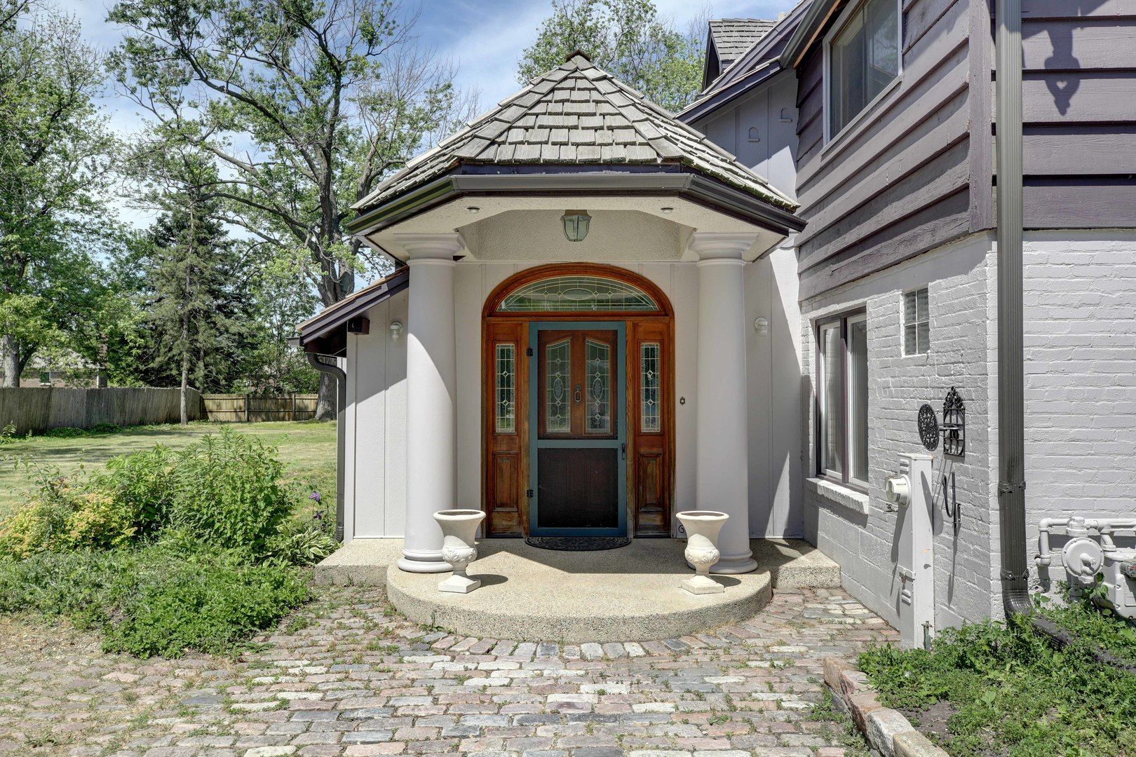 3150 Landwehr Road Northbrook, IL 60062 - Photo 2 of 43 a front view of a house