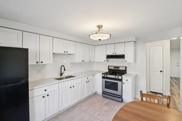 $134,900 | 7422 West 111th Street, Unit 510, Worth, IL 60482