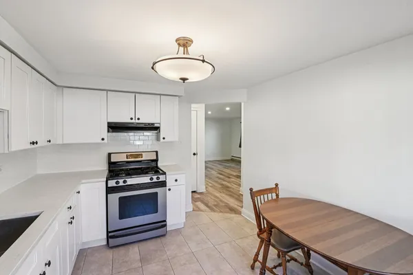 $134,900 | 7422 West 111th Street, Unit 510, Worth, IL 60482