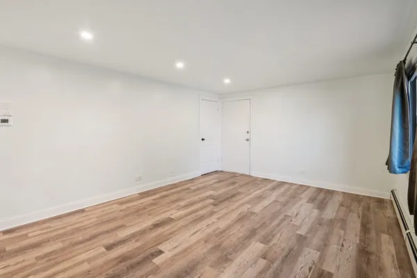 $134,900 | 7422 West 111th Street, Unit 510, Worth, IL 60482
