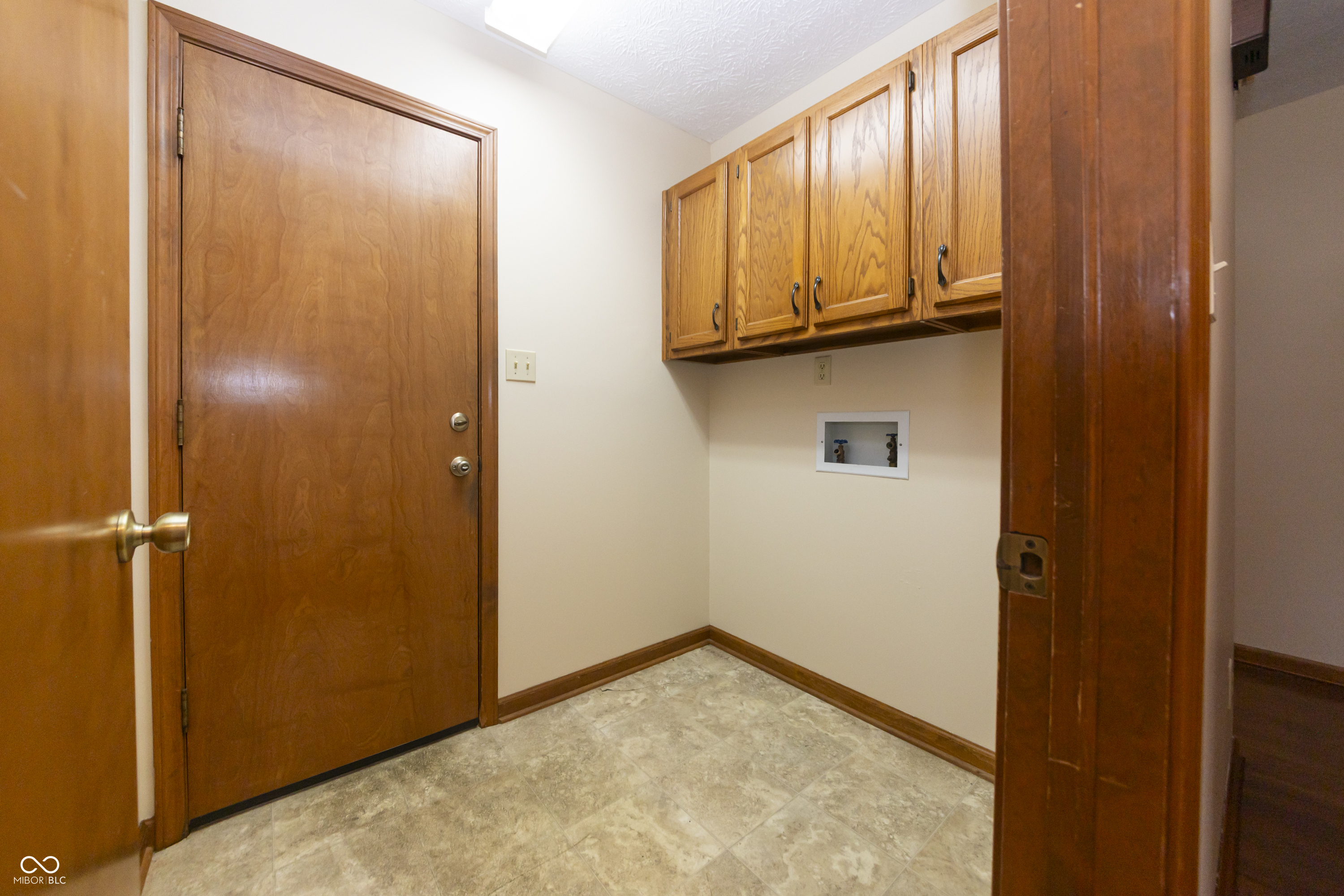 319 East College Avenue Brownsburg, IN 46112 - Photo 8 of 25