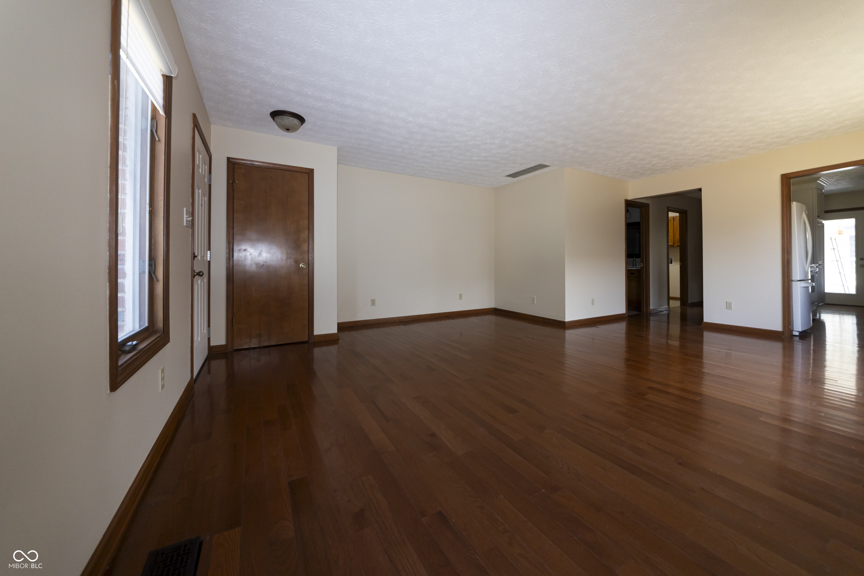 319 East College Avenue Brownsburg, IN 46112 - Photo 10 of 25