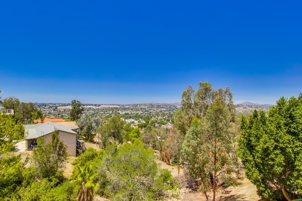 2256 Tokaj Road Spring Valley, CA 91977 - Photo 14 of 25 Gallery Image 14
