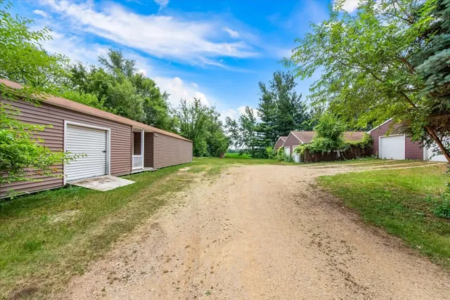 $336,900 | 1834 Fischer Road, South Beloit, IL 61080