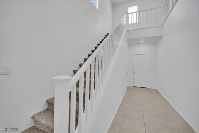 $2,450 | 6156 Kinnow Place, Las Vegas, NV 89122