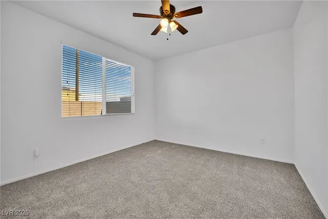 $2,450 | 6156 Kinnow Place, Las Vegas, NV 89122