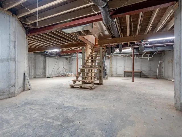 $550,000 | 6650 County Road 176, Rosendale, MO 64483