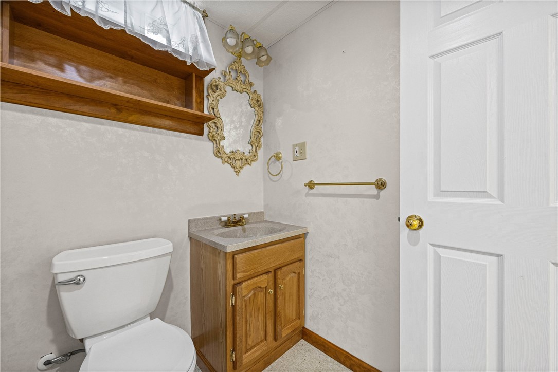 750 Close Circle Webster, NY 14580 - Photo 40 of 50