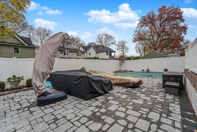 $1,174,999 | 133 Goodwin Avenue | Westerleigh