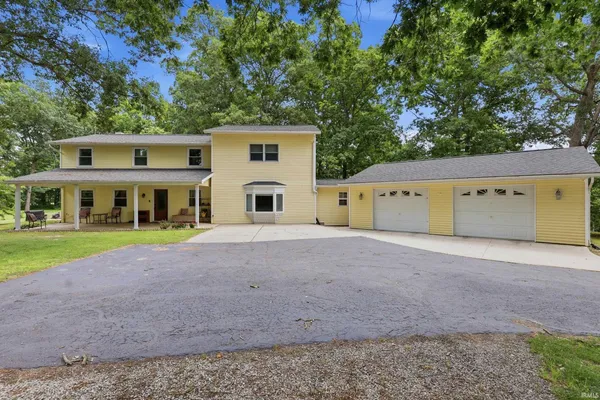 $587,900 | 5521 South 800 East, Laotto, IN 46763