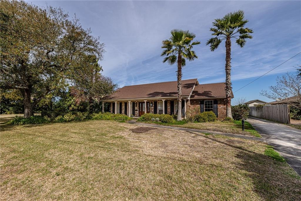 4003 Riverside Drive Brunswick, GA 31520 - Photo 1 of 1 Gallery Image 1