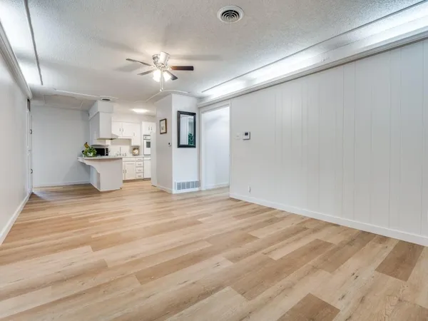 $335,000 | 506 East Huitt Lane, Euless, TX 76040