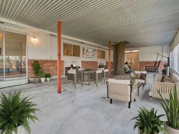 $335,000 | 506 East Huitt Lane, Euless, TX 76040