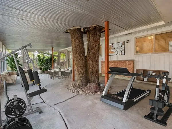 $335,000 | 506 East Huitt Lane, Euless, TX 76040