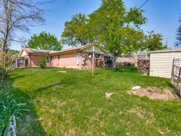 $335,000 | 506 East Huitt Lane, Euless, TX 76040