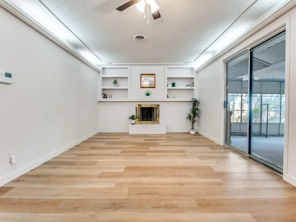 $335,000 | 506 East Huitt Lane, Euless, TX 76040