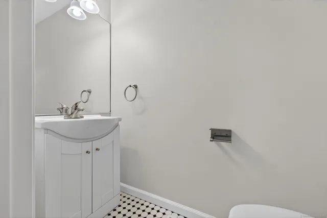 $2,900 | 128 Conestoga Way, Unit 128, Glastonbury, CT 06033