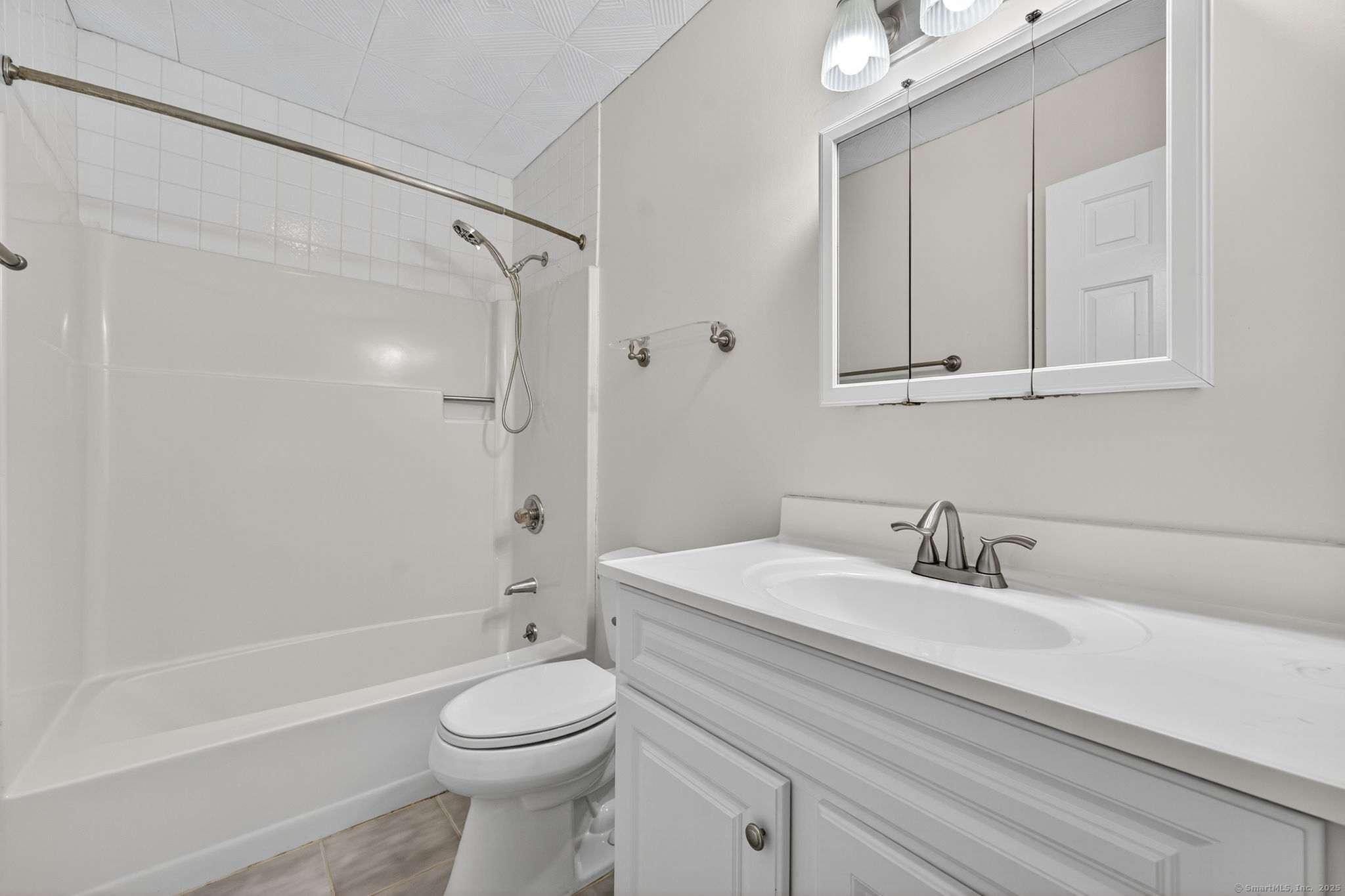 128 Conestoga Way, Unit 128 Glastonbury, CT 06033 - Photo 19 of 28