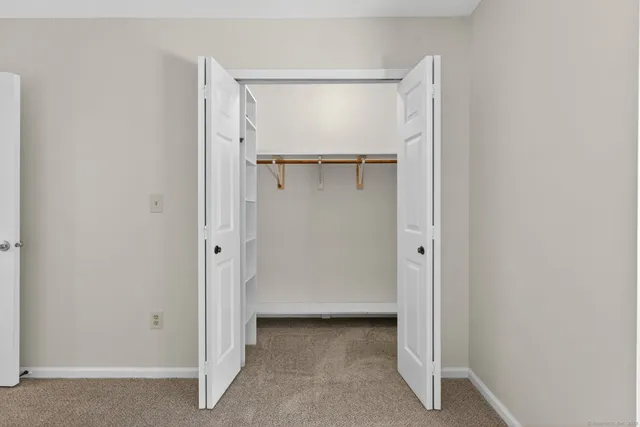 $2,900 | 128 Conestoga Way, Unit 128, Glastonbury, CT 06033