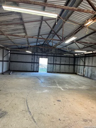 $1,200 | 765 Patton Road, Somerset, TX 78069