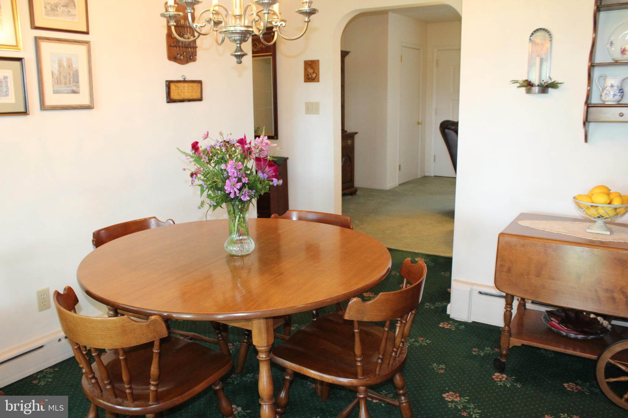 2751 Maytown Road Maytown, PA 17550 - Photo 10 of 31 Dining Area