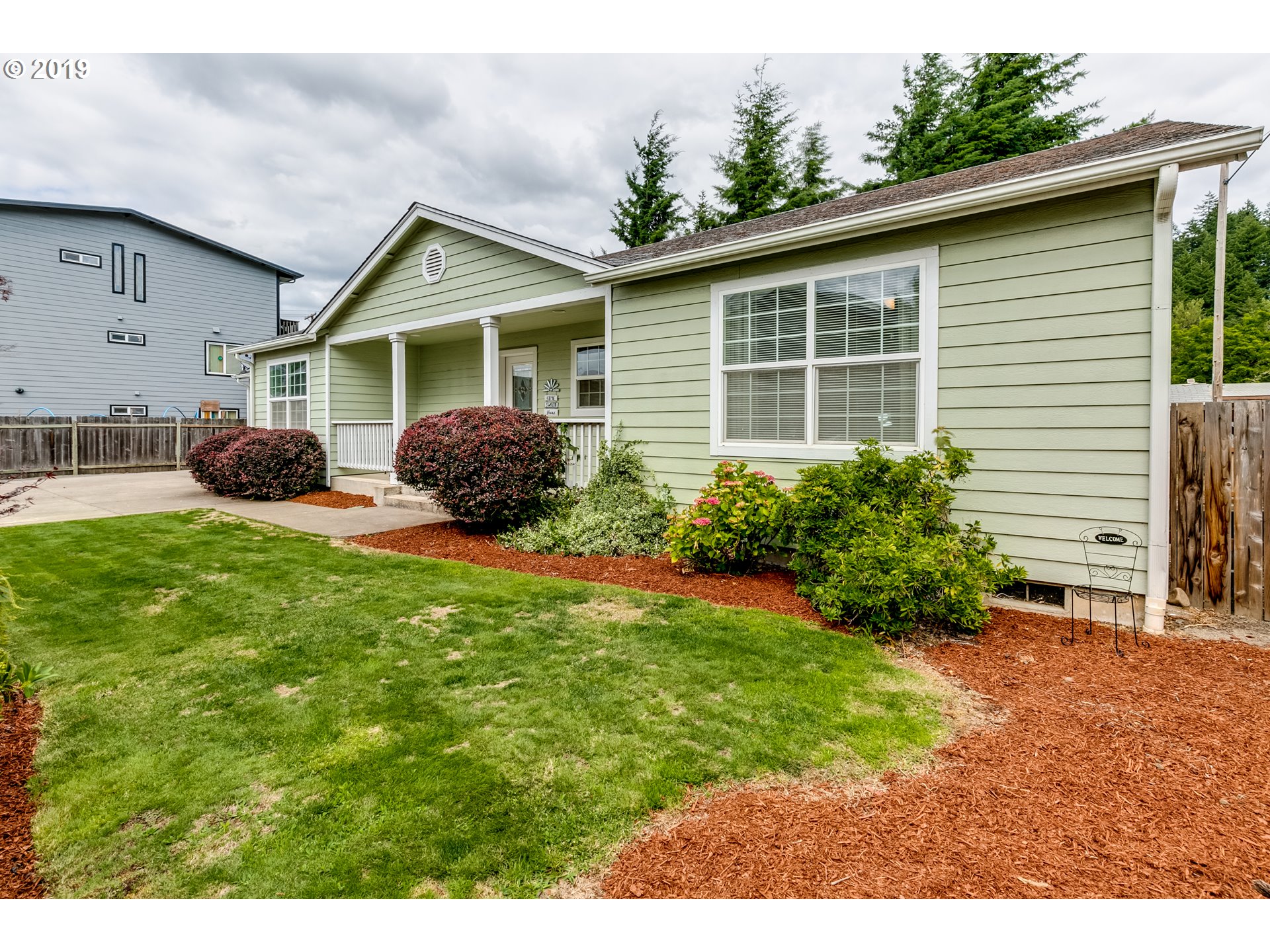 2347 31st Street Springfield, OR 97477 - Photo 3 of 31