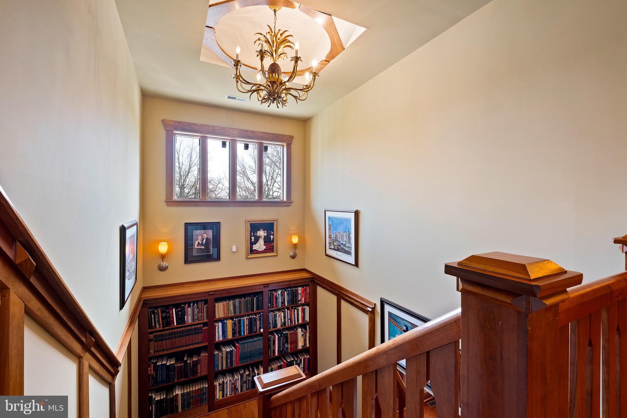 73 Scott Road Warwick, MD 21912 - Photo 35 of 86 Staircase