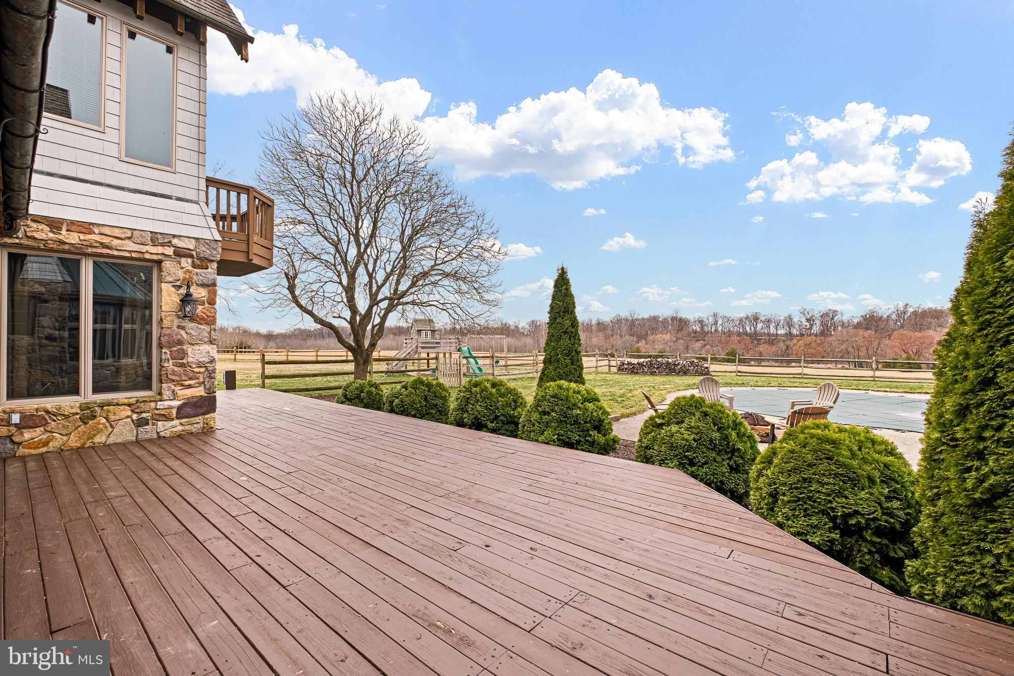 73 Scott Road Warwick, MD 21912 - Photo 60 of 86 Back Deck