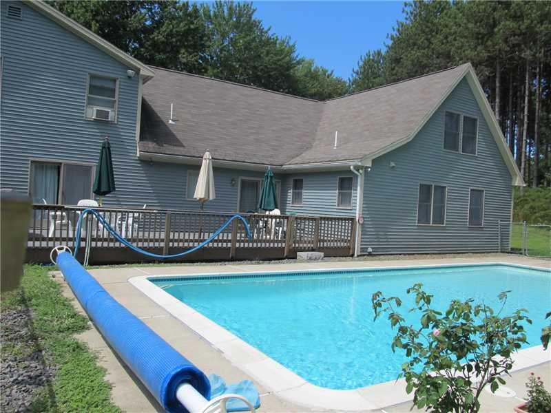 51 Pine Ridge Road North Yarmouth, ME 04097 - Photo 34 of 35 Swimming Pool/Hot Tub/Sauna.