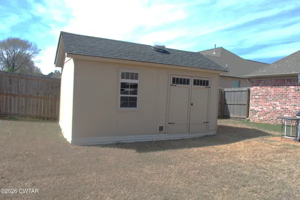 $334,000 | 108 Gatewick Drive, Jackson, TN 38305