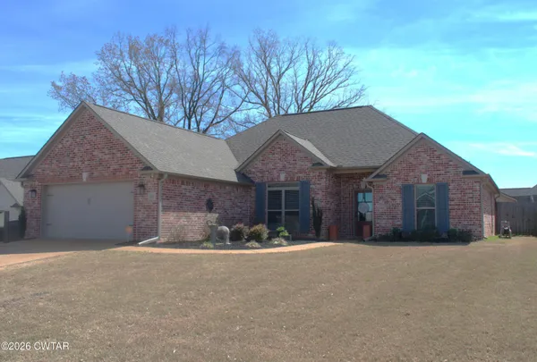$334,000 | 108 Gatewick Drive, Jackson, TN 38305