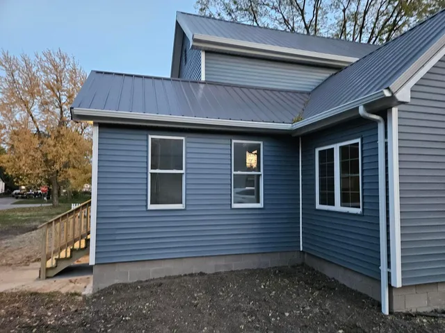 $269,000 | 205 West Henry Street, Odell, IL 60460