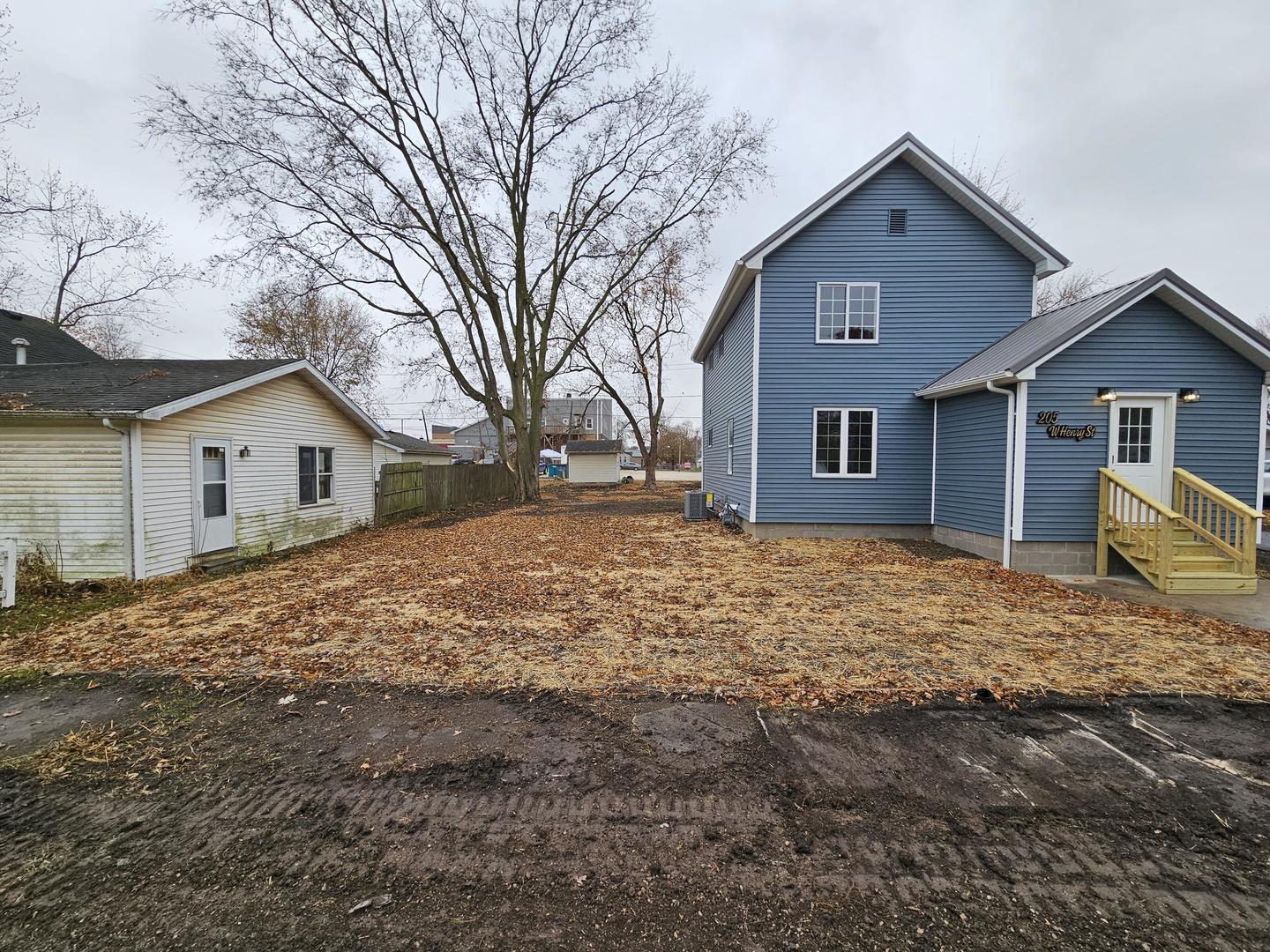 205 West Henry Street Odell, IL 60460 - Photo 3 of 35