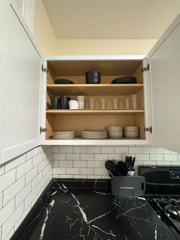 $1,600 | 610 East 74th Street, Unit 1B, Chicago, IL 60619