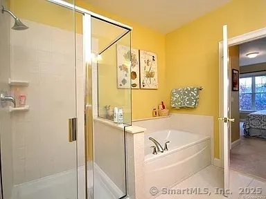 $3,700 | 33 Bradford Walk, Unit 33, Farmington, CT 06032