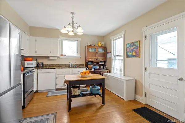 $620,000 | 26 Chatham Street, Kinderhook, NY 12106