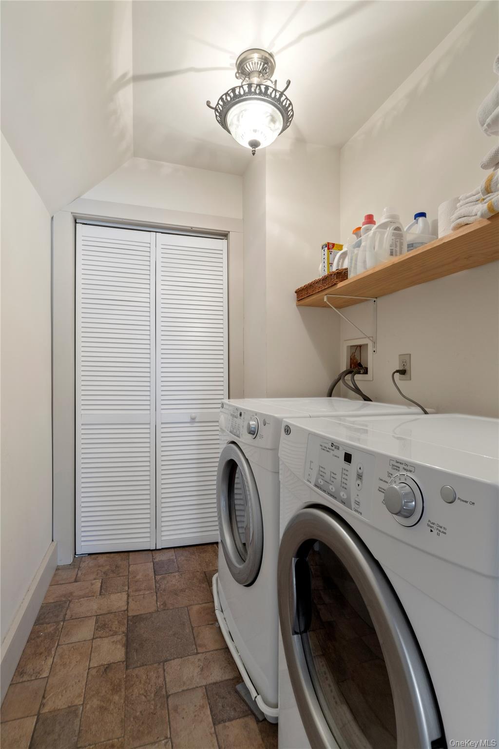 26 Chatham Street Kinderhook, NY 12106 - Photo 10 of 18 a utility room with dryer and washer