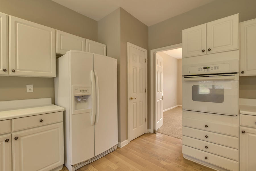 12717 Comblain Road Knoxville, TN 37934 - Photo 11 of 40 11_ComblainRoad_12717_Kitchen02