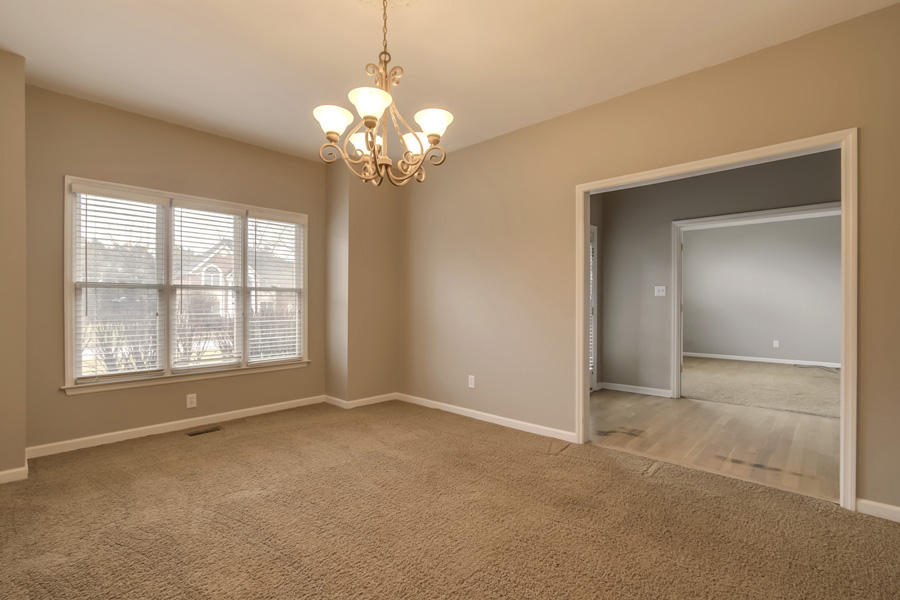 12717 Comblain Road Knoxville, TN 37934 - Photo 14 of 40 14_ComblainRoad_12717_Dining01