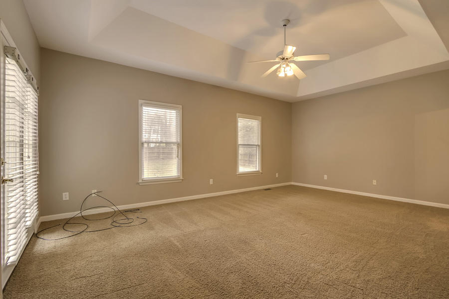 12717 Comblain Road Knoxville, TN 37934 - Photo 20 of 40 20_ComblainRoad_12717_MasterBedroom01