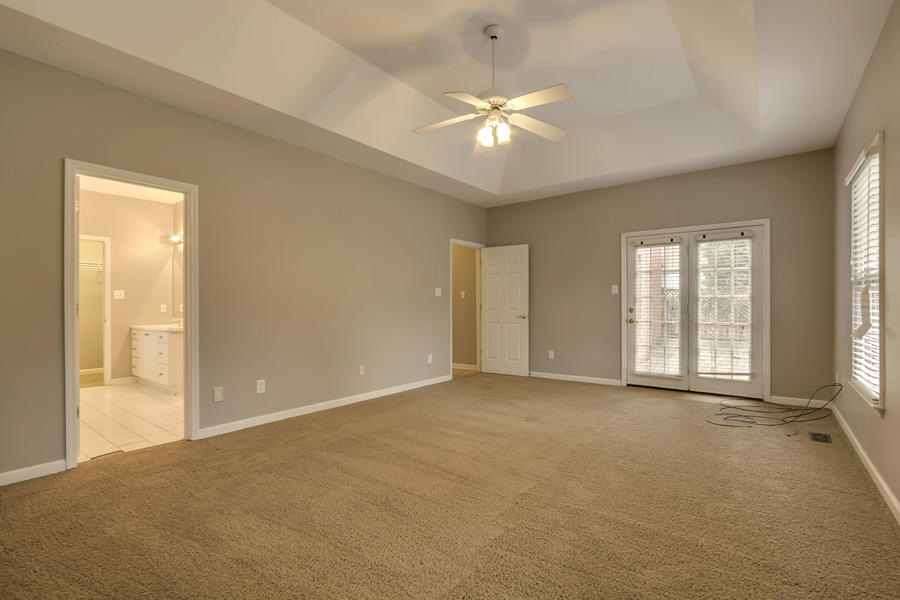 12717 Comblain Road Knoxville, TN 37934 - Photo 21 of 40 21_ComblainRoad_12717_MasterBedroom02