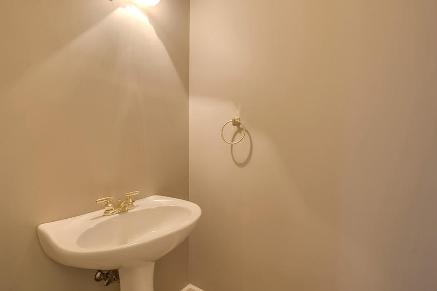 12717 Comblain Road Knoxville, TN 37934 - Photo 26 of 40 26_ComblainRoad_12717_HalfBath